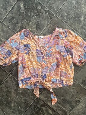 ⭐️NWOT ROSE + OLIVE Boho Patchwork Tie-Front Vibrant Colorful Button-Up Crop Top